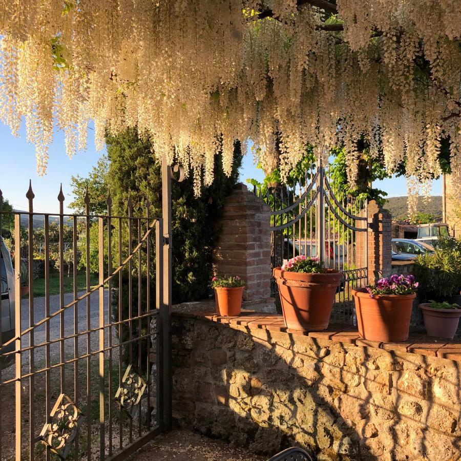 סוביצ'ילה Agriturismo San Giusto מראה חיצוני תמונה